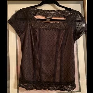 | Express Lace Top |
